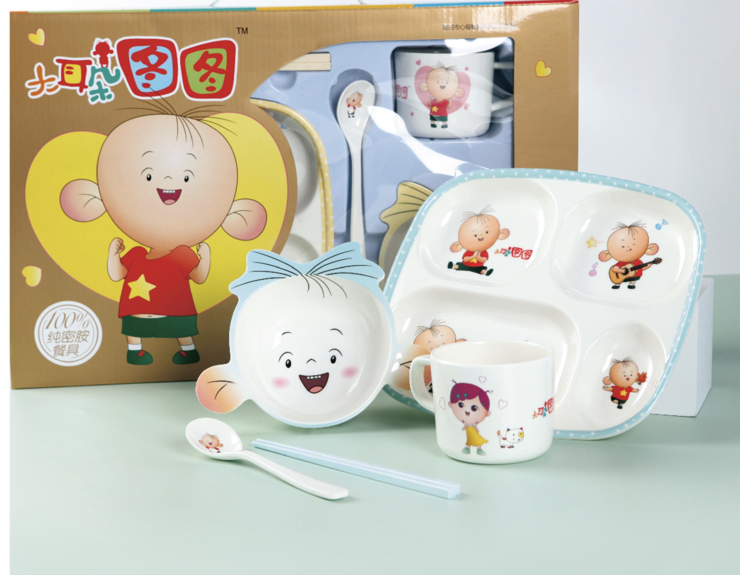 爲(wei)什麽密胺餐具(ju)昰(shi)兒童餐具(ju)的(de)較好選擇